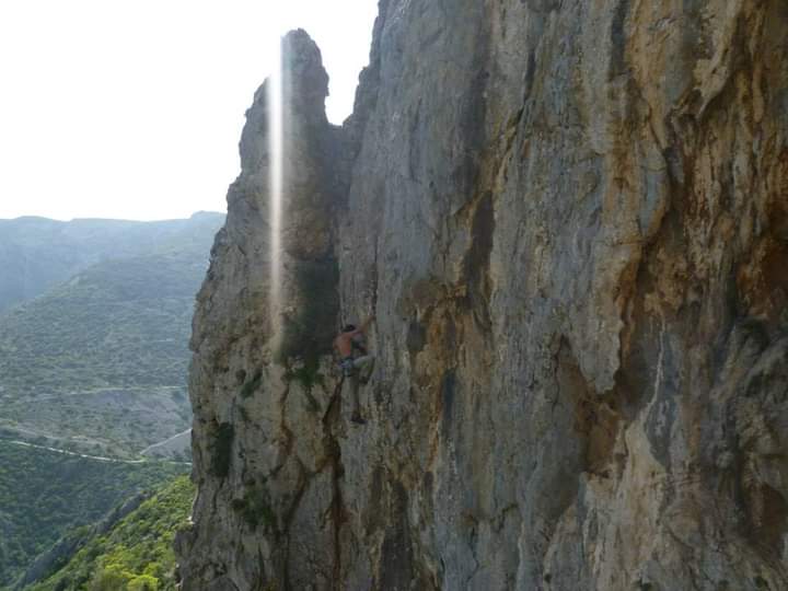 Kliknutm zavete okno.