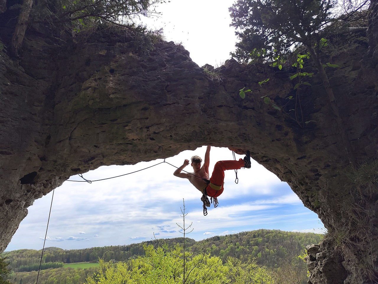 Kliknutm zavete okno.