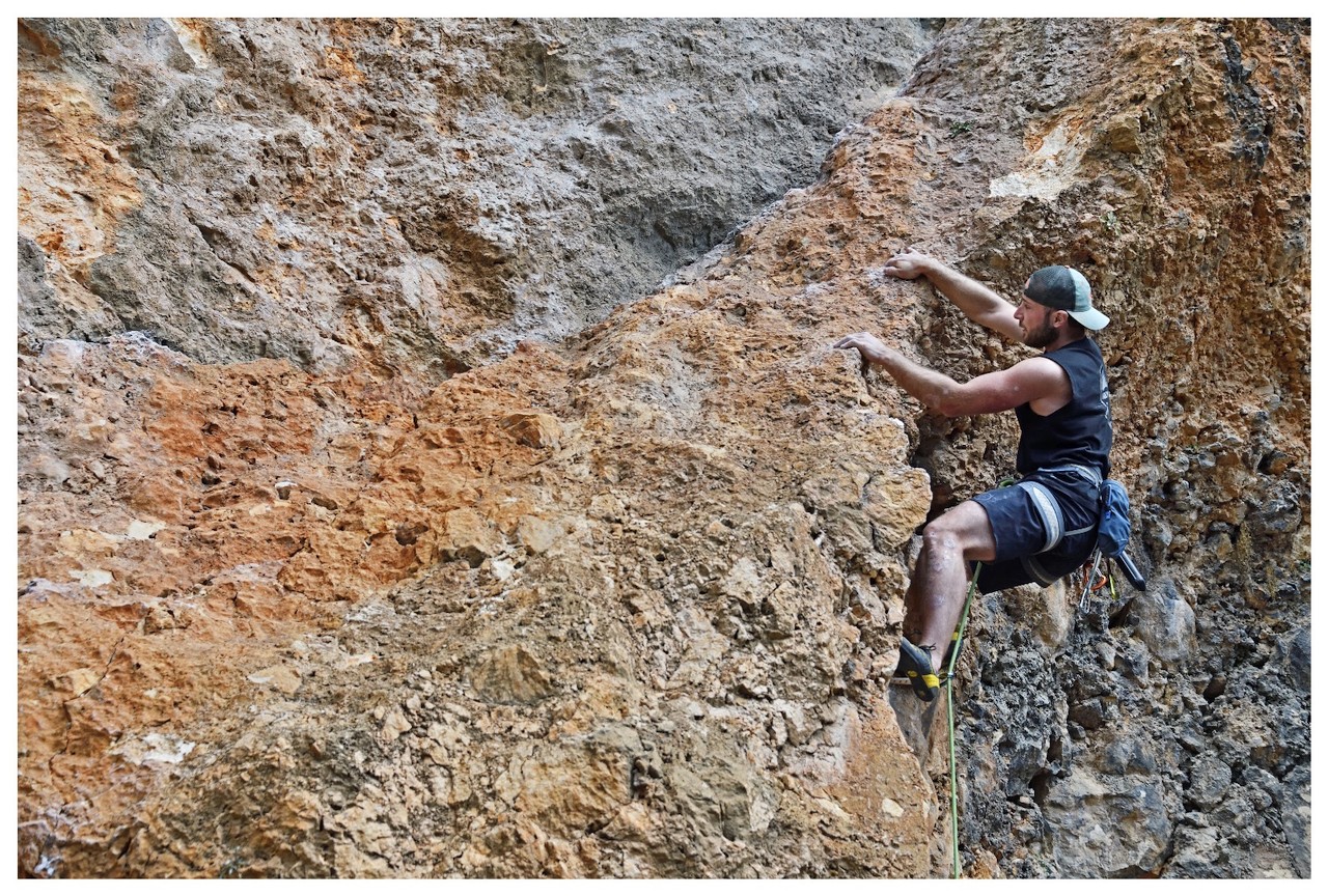 Kliknutm zavete okno.