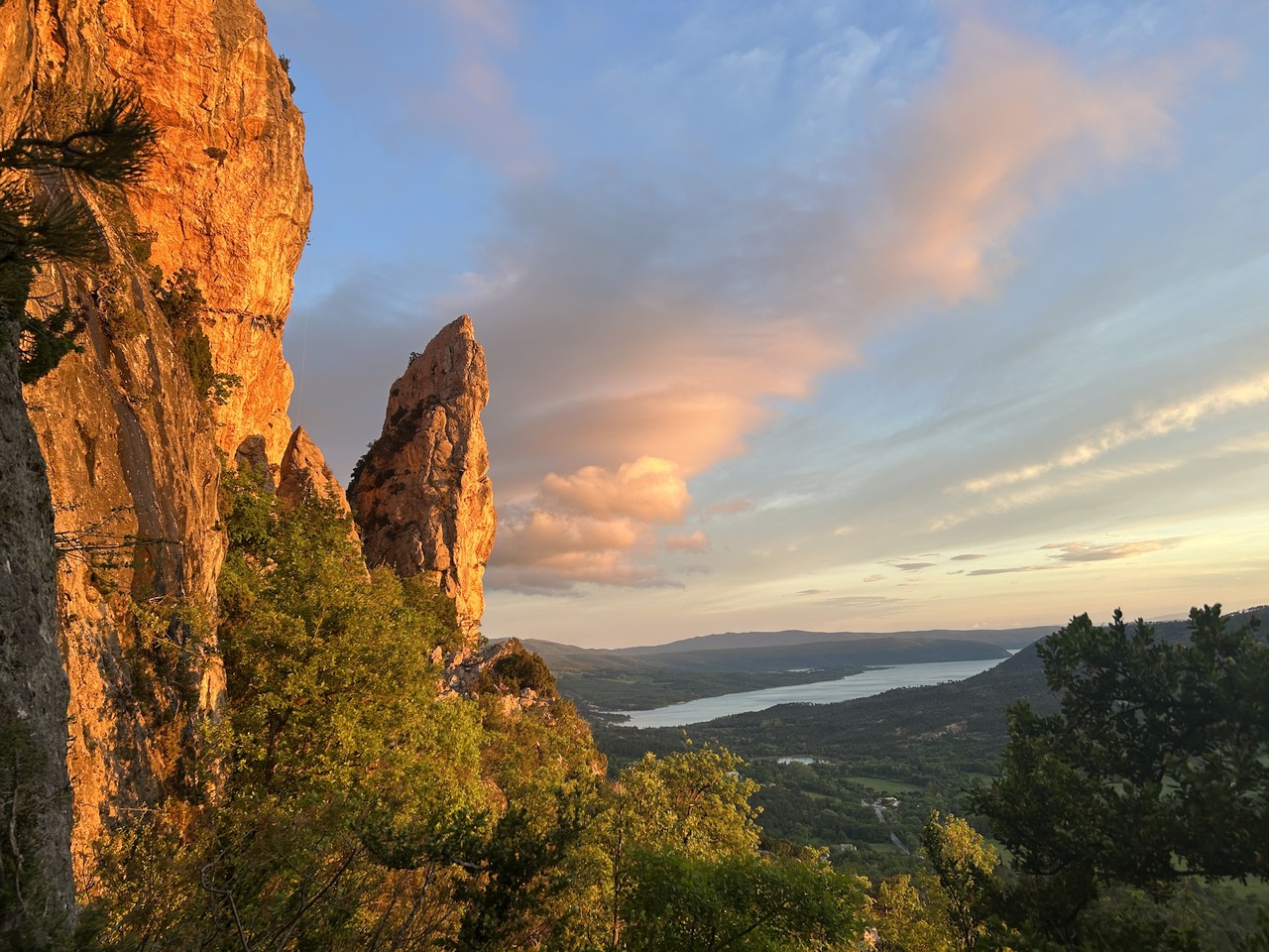 Kliknutm zavete okno.