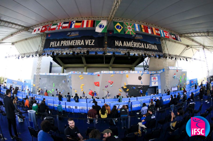 Kliknutm zavete okno.