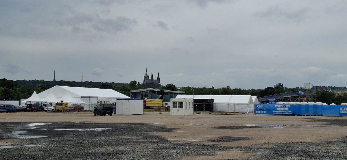 Kliknutm zavete okno.