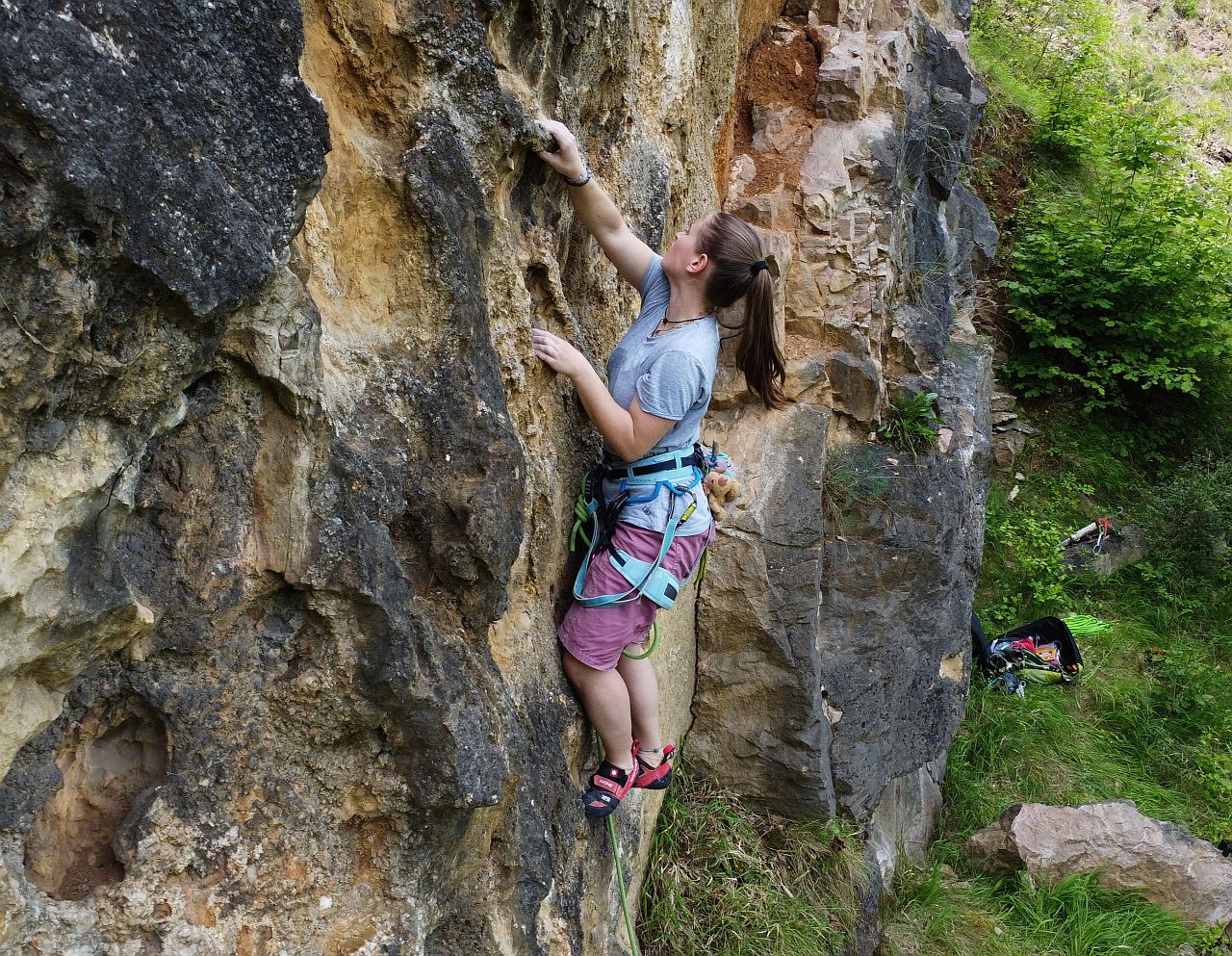 Kliknutm zavete okno.