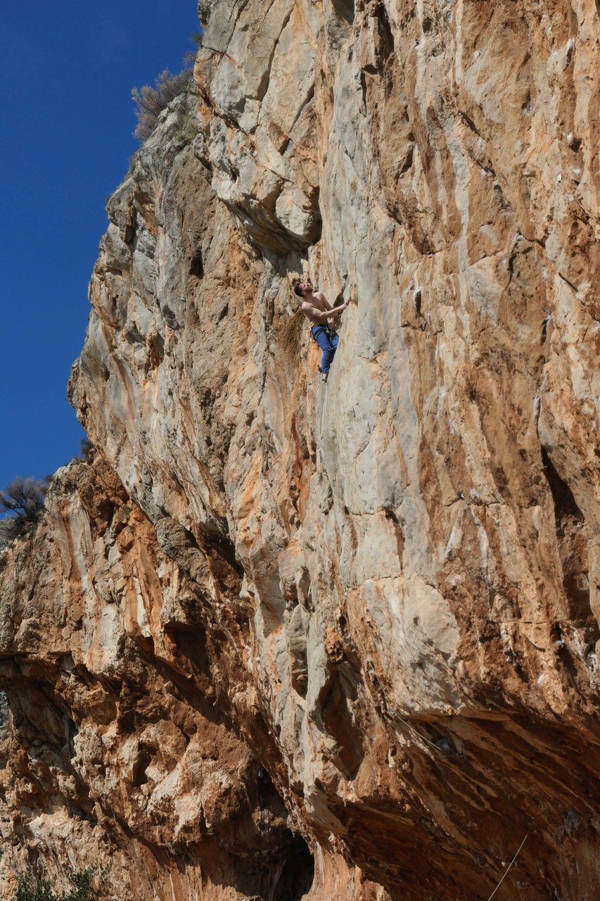 Kliknutm zavete okno.