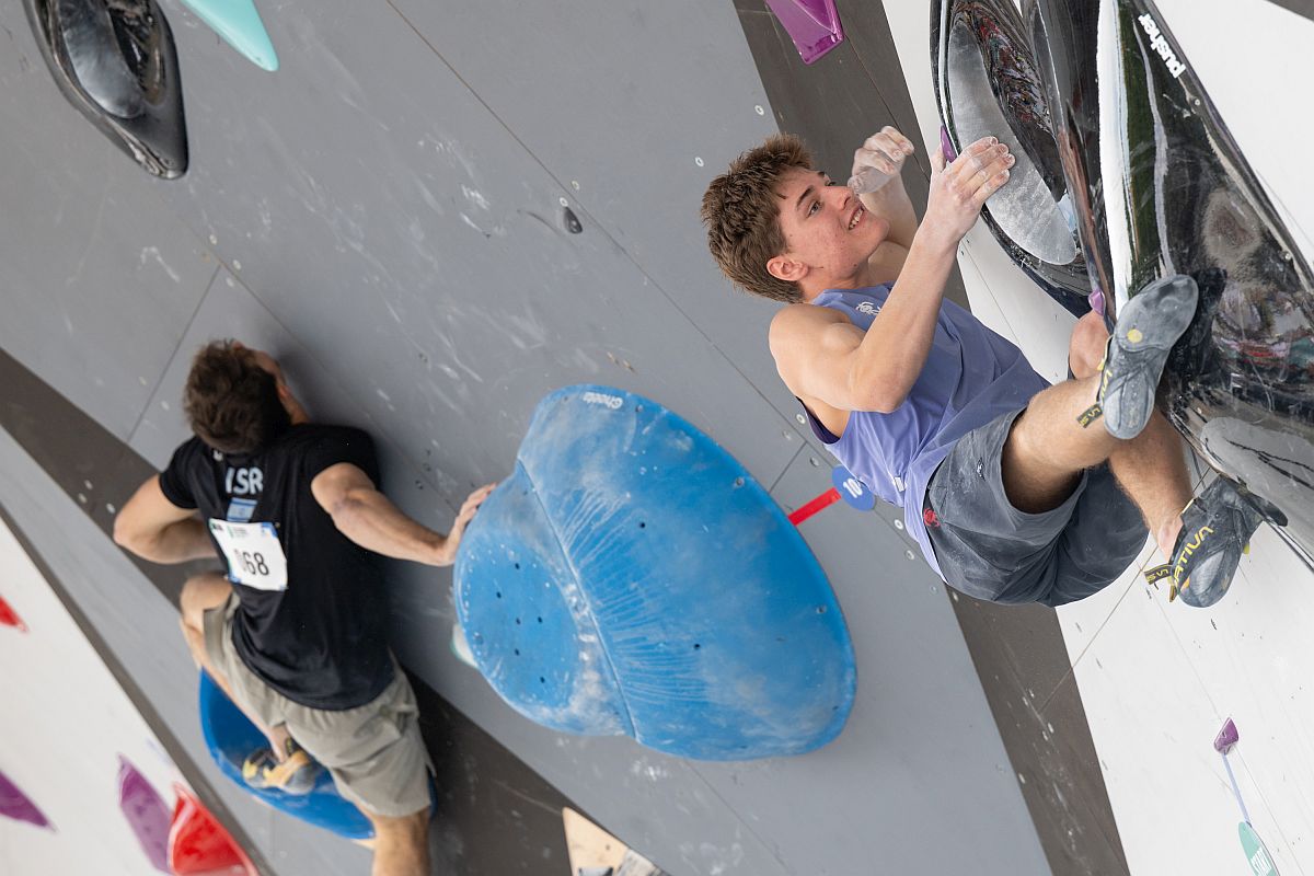 Kliknutm zavete okno.