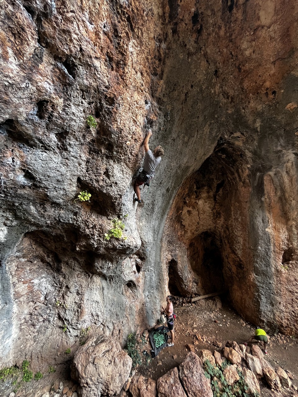 Kliknutm zavete okno.