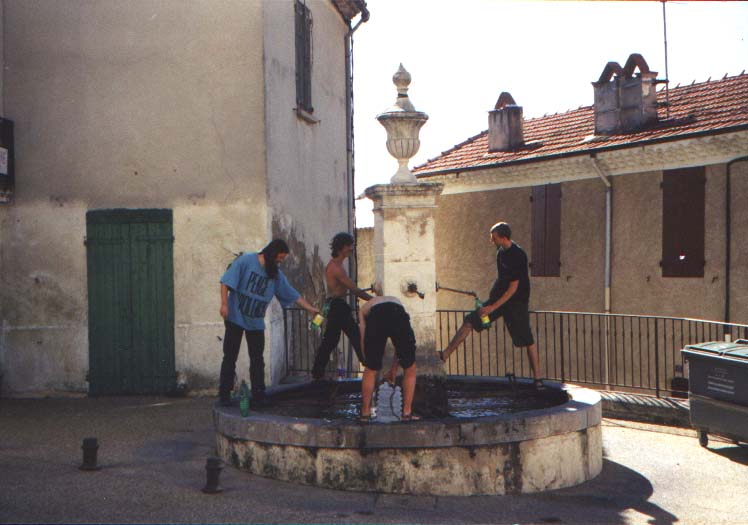 Kliknutm zavete okno.