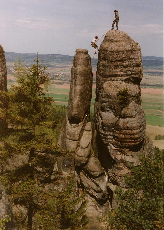 Kliknutm zavete okno.